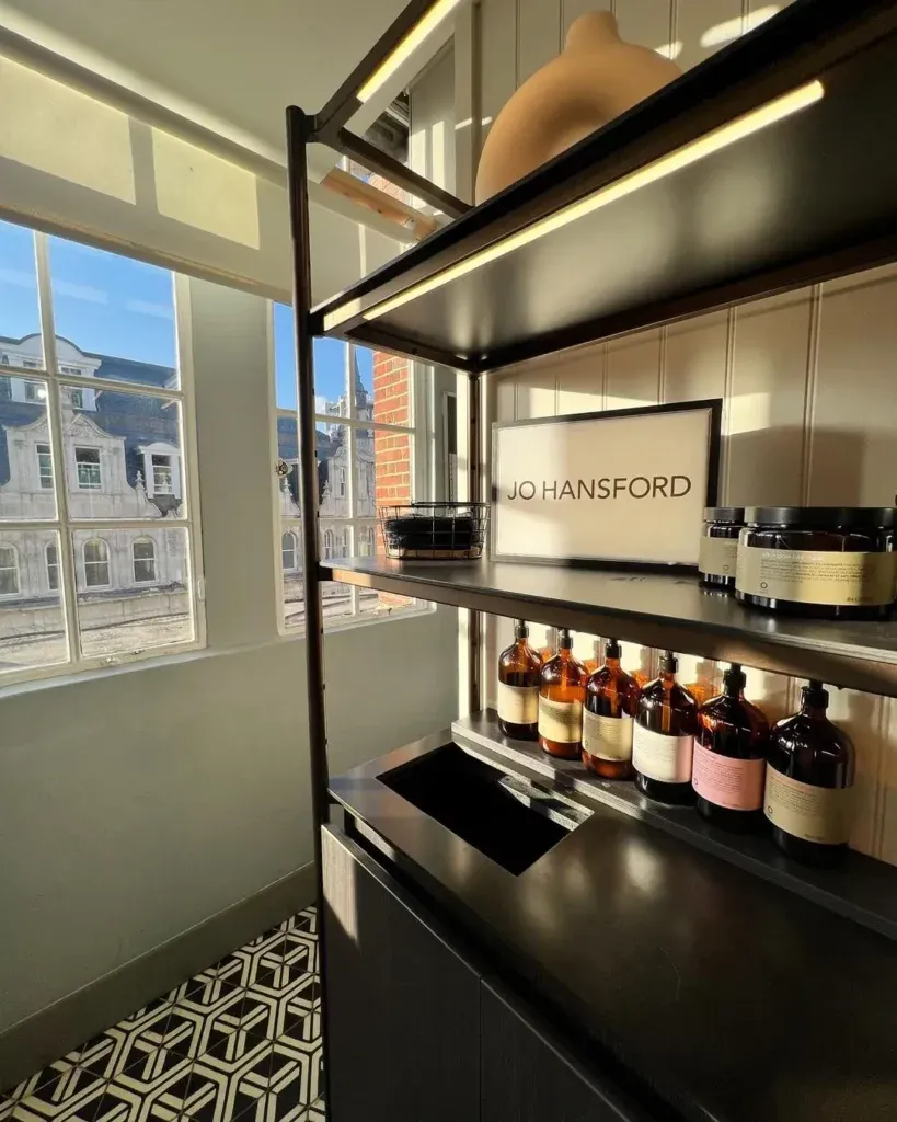 Jo Hansford Mayfair