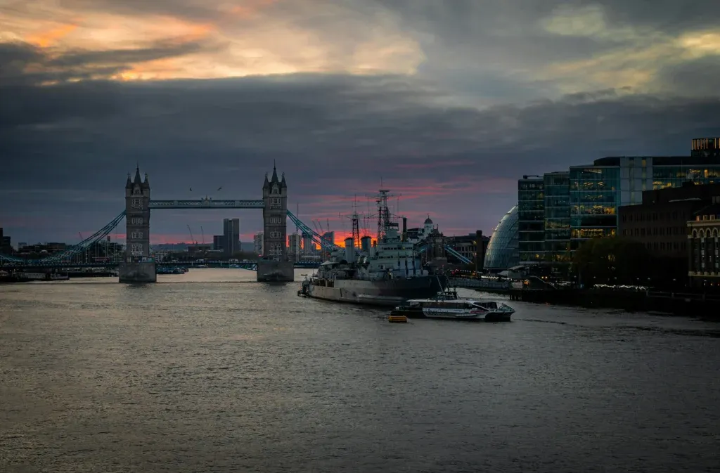 Mayfair's panoramic stays